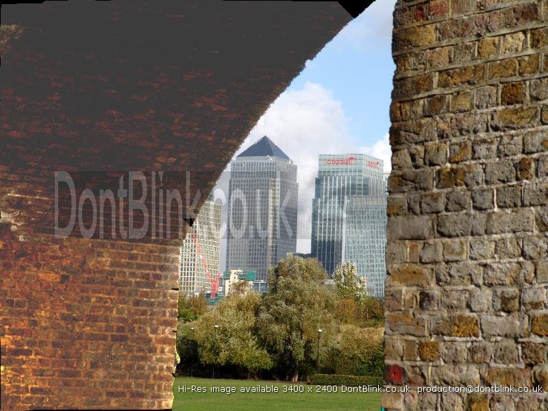 canary-wharf-island-gradens-view-property 