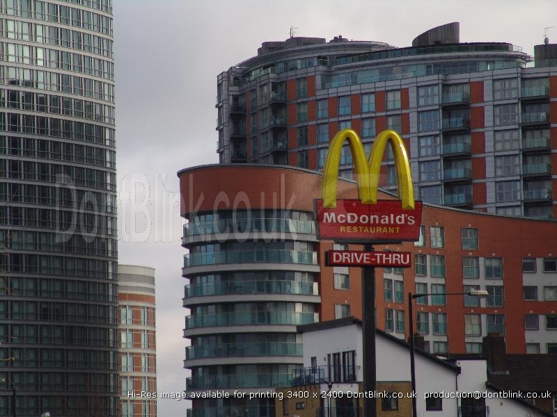 docklands-riverside-apartments-8 