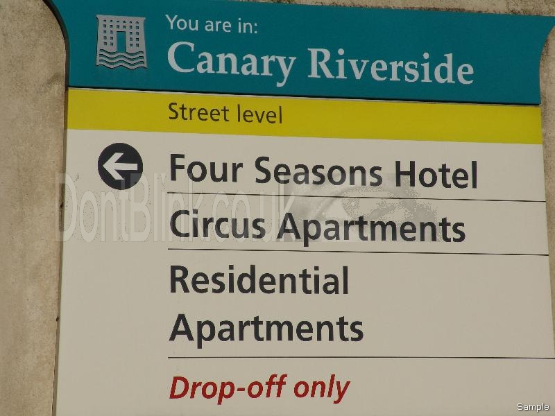 west-ferry-circus-canary-riverside 