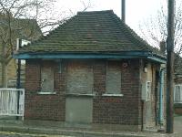 canary-wharf-isle-of-dogs-property-old-dock